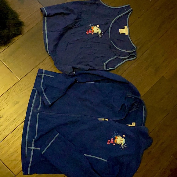 🎉2/$20 Pajama sweater and tank set - Picture 1 of 3